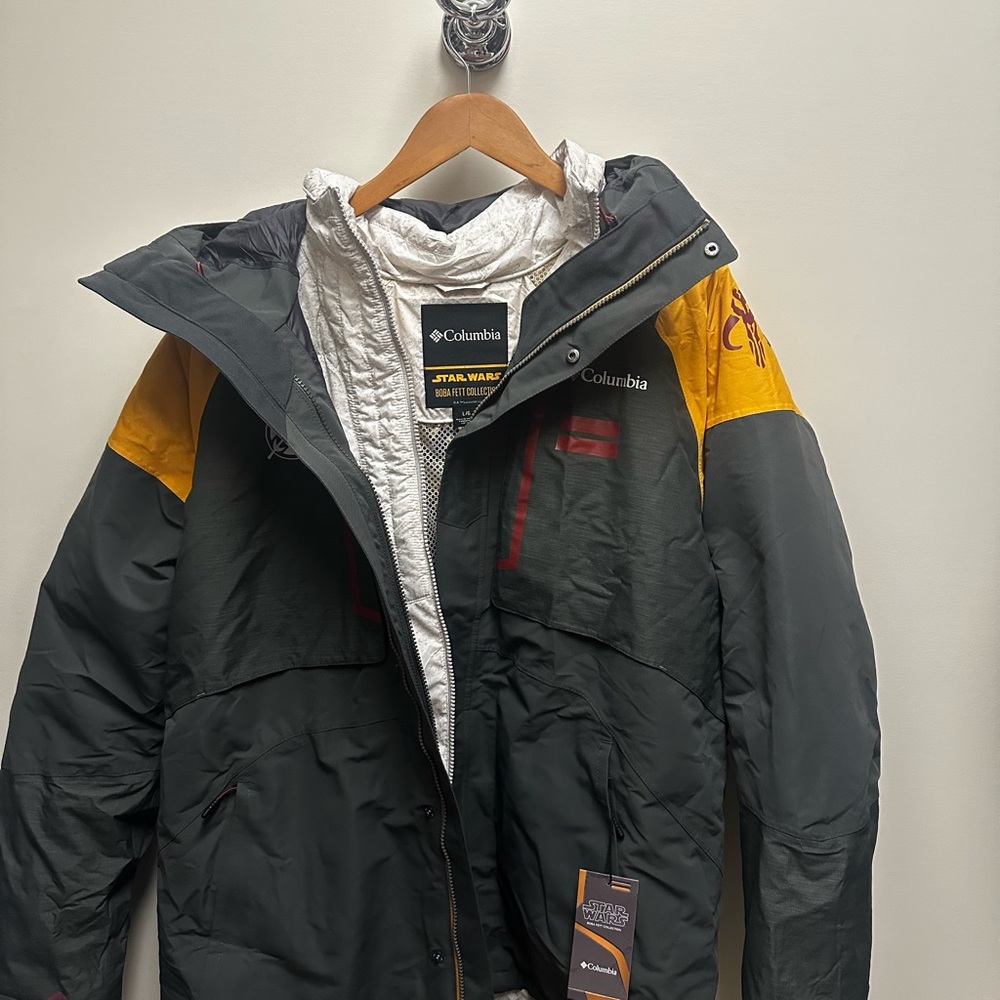 Columbia Men's Limited Edition Boba Fett Collection Coat - Picture 2 of 3
